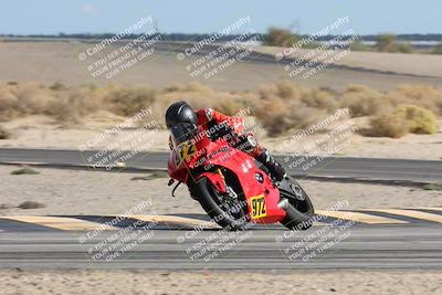 media/Nov-16-2025-Race Pace (Sun) [[8c5fa54630]]/Verified Riders/9-Turn 16 (150pm)/